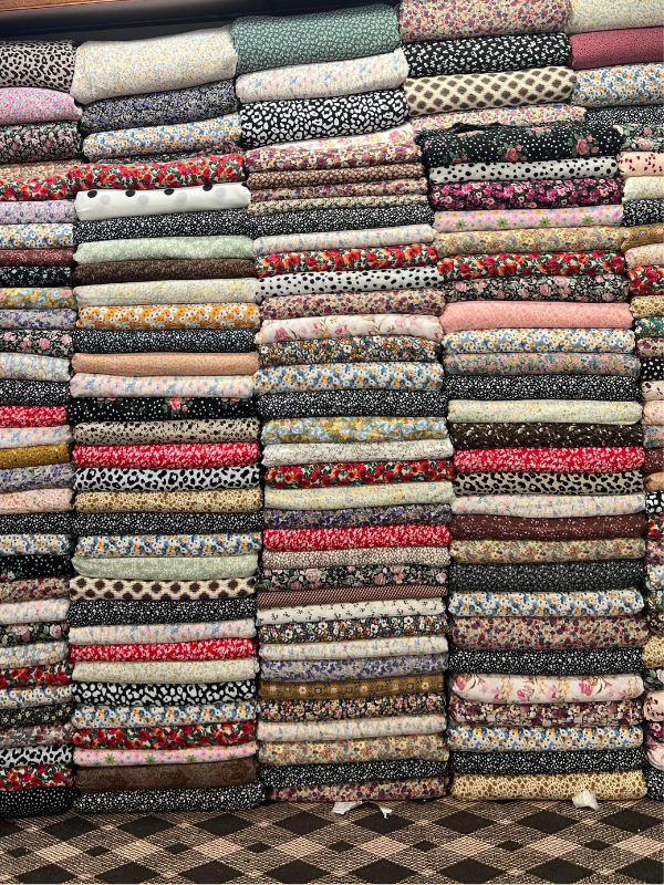 Abstract printed Mangan fabric – imported quality – unstitched – 58 inch wide – BulkWearz