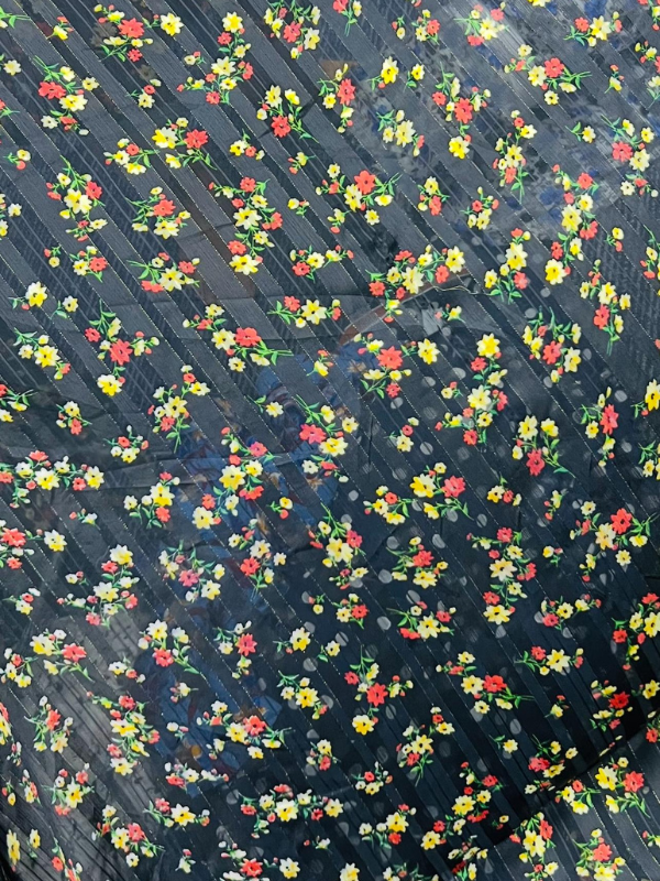 Elegant Floral Printed Chiffon Fabric – 58” Width – Wholesale Unstitched